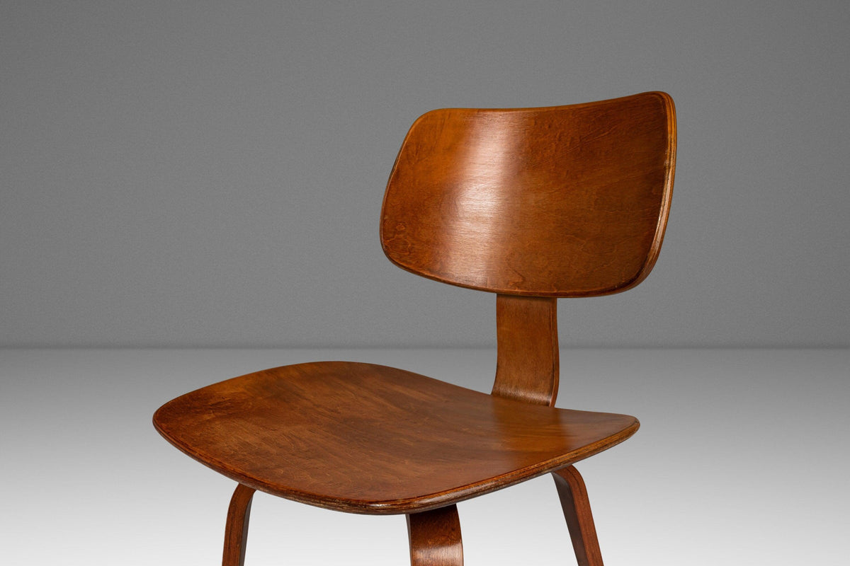 Mid-Century Modern Bentwood Desk Chair / Dining Chair in Walnut by Tho