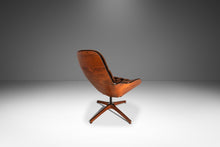 Load image into Gallery viewer, Rare Mid-Century Modern "Mrs." Lounge Chair in Walnut & Original Vinyl by George Mulhauser for Plycraft, USA, c. 1960s-ABT Modern