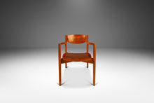 Load image into Gallery viewer, Set of Four (4) Mid-Century Modern Stacking General Purpose Chairs in Oak & Walnut by Jens Risom for Jens Risom Design, USA, c. 1960's-ABT Modern