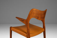 Load image into Gallery viewer, Set of Six (6) Bespoke Møller Model #71 Dining Chairs in Solid Teak & Leather by Niels Møller for J.L. Møllers Møbelfabrik, Denmark, 1960's-ABT Modern