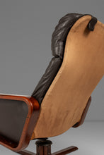 Load image into Gallery viewer, Set of Two (2) Scandinavian Modern Reclining Lounge Chairs & Ottomans by Soda Galvano for Vatne Mobler, Norway, c. 1970s-ABT Modern