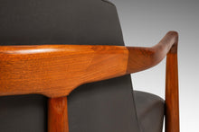 Load image into Gallery viewer, Mid-Century Danish Modern Lounge Tub Barrel Chair in Walnut & Original Vinyl After Finn Andersen, USA, c. 1960s