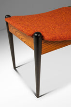 Load image into Gallery viewer, Rare Mid-Century Modern Two Seater Sculpted Bench in Oak & New Two-Toned Upholstery by Arthur Umanoff, USA, c. 1960s