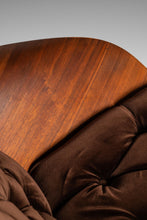 Load image into Gallery viewer, Rare Mid-Century Modern "Mrs." Lounge Chair in Walnut & Original Vinyl by George Mulhauser for Plycraft, USA, c. 1960s
