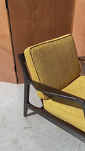 Load and play video in Gallery viewer, Danish Mid-Century Modern Model 596 Lounge Chair in Beech &amp; Bouclé by Lawrence Peabody and Ib Kofod Larsen for Selig, Denmark, c. 1950&#39;s
