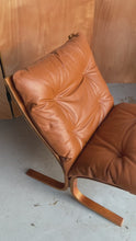 Load and play video in Gallery viewer, Set of Two (2) Mid-Century Modern "Siesta" Chairs in Stunning Original Condition by Igmar Relling for Westnofa, Norway, c. 1970's