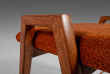 Load image into Gallery viewer, Custom Mid-Century Modern Style Single Seat Piano Bench Paired Well with the Baldwin Acrosonic Piano-ABT Modern