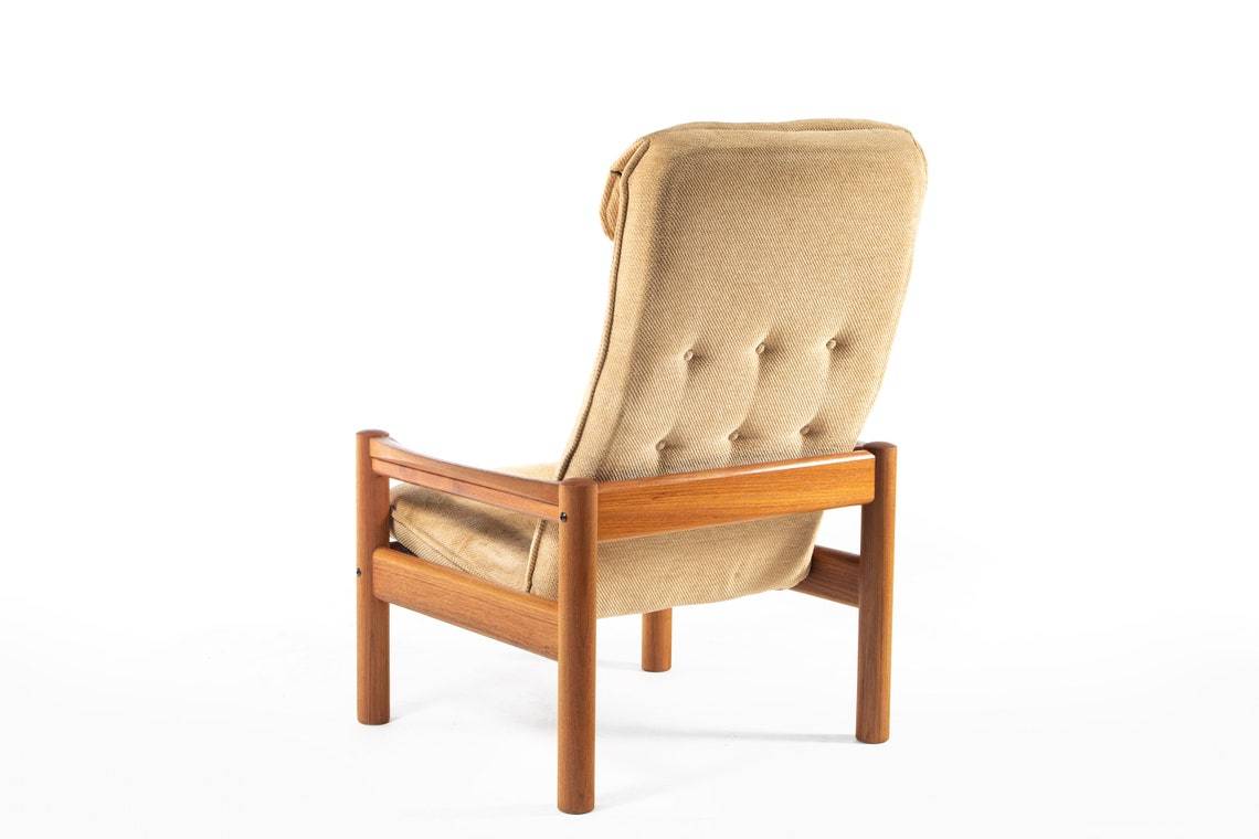 High back Domino Lounge Chair in Solid Teak