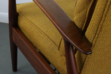 Load image into Gallery viewer, Mid Century Modern Octa - Lounger Recliner by Milo Baughman for Thayer Coggin-ABT Modern