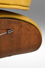 Load image into Gallery viewer, Mr. Chair Bentwood Walnut Lounge Chair in Deep Mustard Leather for Plycraft by George Mulhauser, USA, c. 1960's-ABT Modern