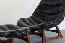 Load image into Gallery viewer, Scoop Lounge Chair and Ottoman by Adrian Pearsall for Craft Associates, USA-ABT Modern
