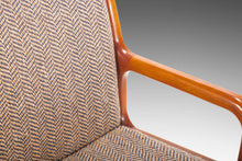 Load image into Gallery viewer, Set of Four (4) Mid Century Modern Pretzel Chairs in Oak and Original Tweed, USA, c. 1960's-ABT Modern