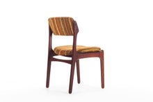 Load image into Gallery viewer, Set of Six (6) Erik Buch Model 49 Dining Chairs for Oddense Maskinsnedkeri A-S in Original Knit Upholstery-ABT Modern