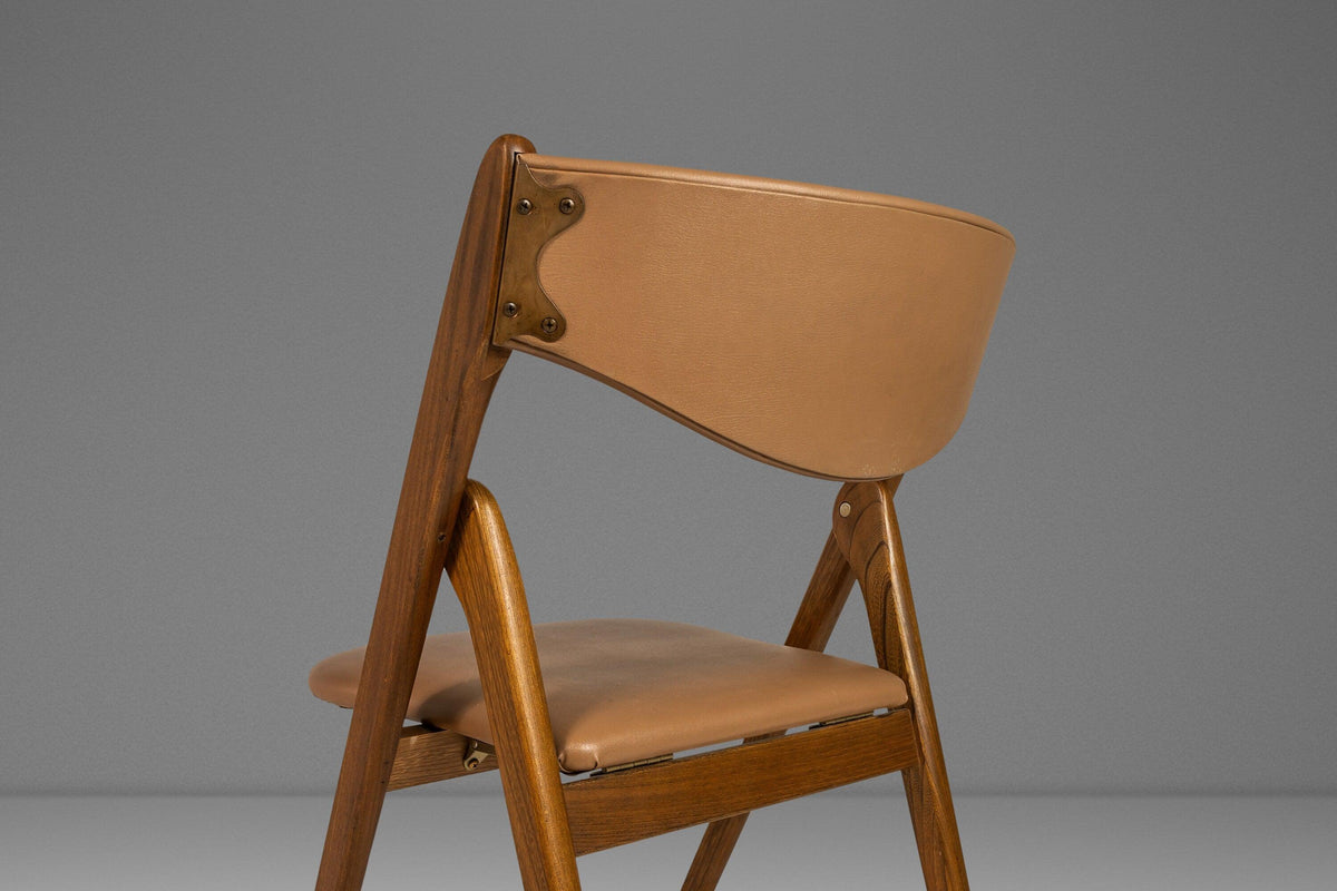 Set of Two 2 Mid Century Modern Folding Stakmore Chairs by Coronet f