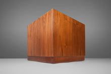 Load image into Gallery viewer, Set of Two (2) Modernist Cubes / End Tables in Walnut After Milo Baughman, c. 1965-ABT Modern