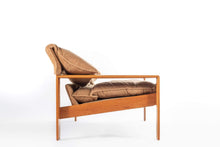 Load image into Gallery viewer, Stunning Danish Modern Sofa by Niels Eilersen-ABT Modern