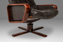 Load image into Gallery viewer, Set of Two (2) Scandinavian Modern Reclining Lounge Chairs &amp; Ottomans by Soda Galvano for Vatne Mobler, Norway, c. 1970s
