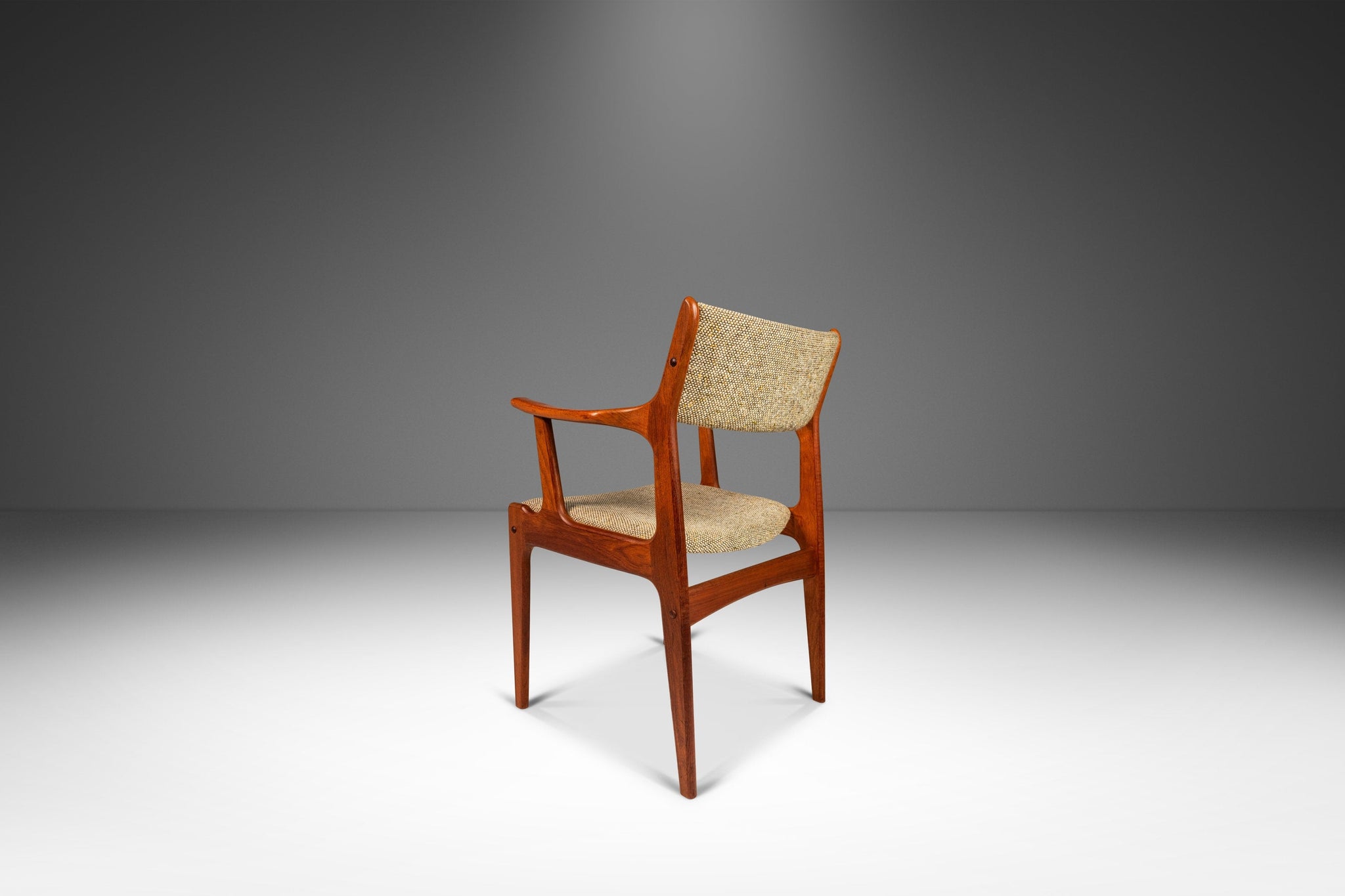 MCM ORIGINAL CLASSIC DANISH CONTROL DINING CHAIR made in Denmark