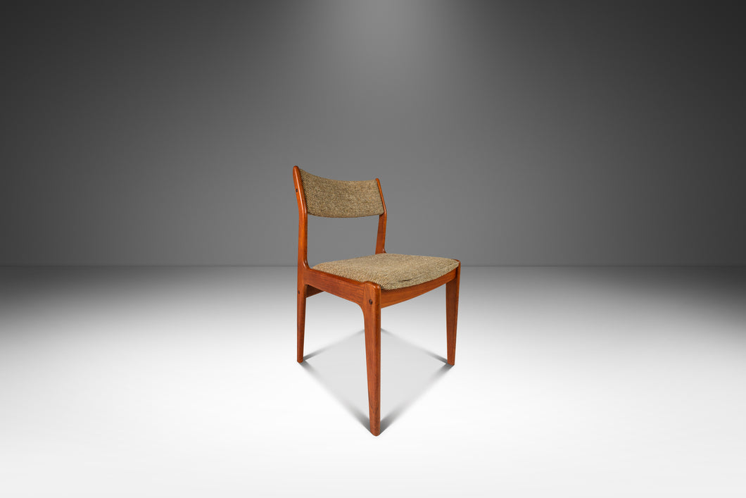 Danish Mid-Century Modern Dining / Desk Chair in Solid Teak & Original Oatmeal Fabric by Scandinavia Woodworks Co., c. 1970's-ABT Modern