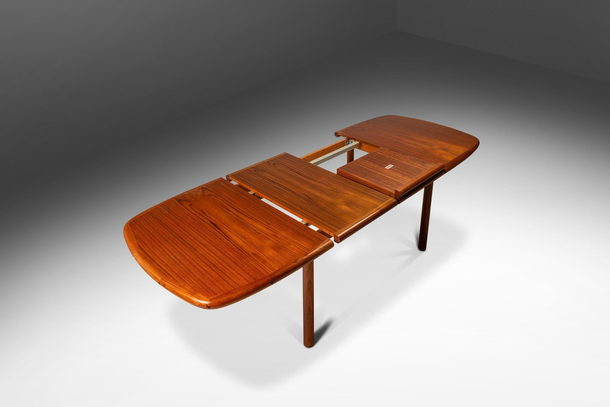 Danish Mid-Century Modern Extension Dining Table with Double Butterfly