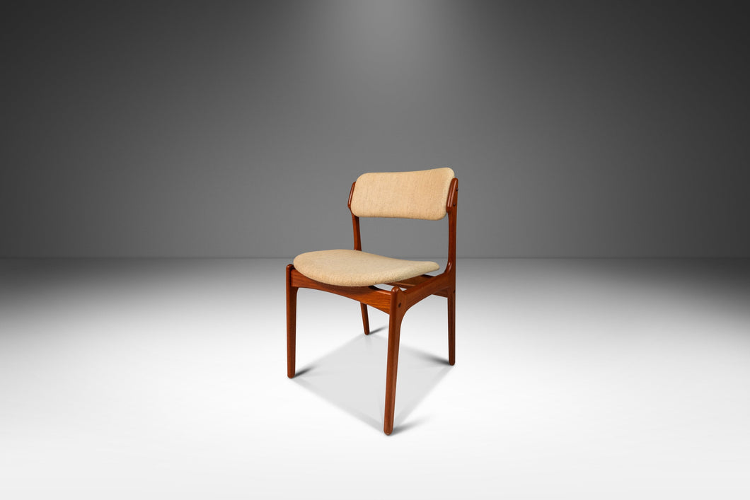 Danish Modern Model 49 Teak Side / Desk Chair by Erik Buch for Oddense Maskinsnedkeri A/S, Denmark, c. 1980s-ABT Modern