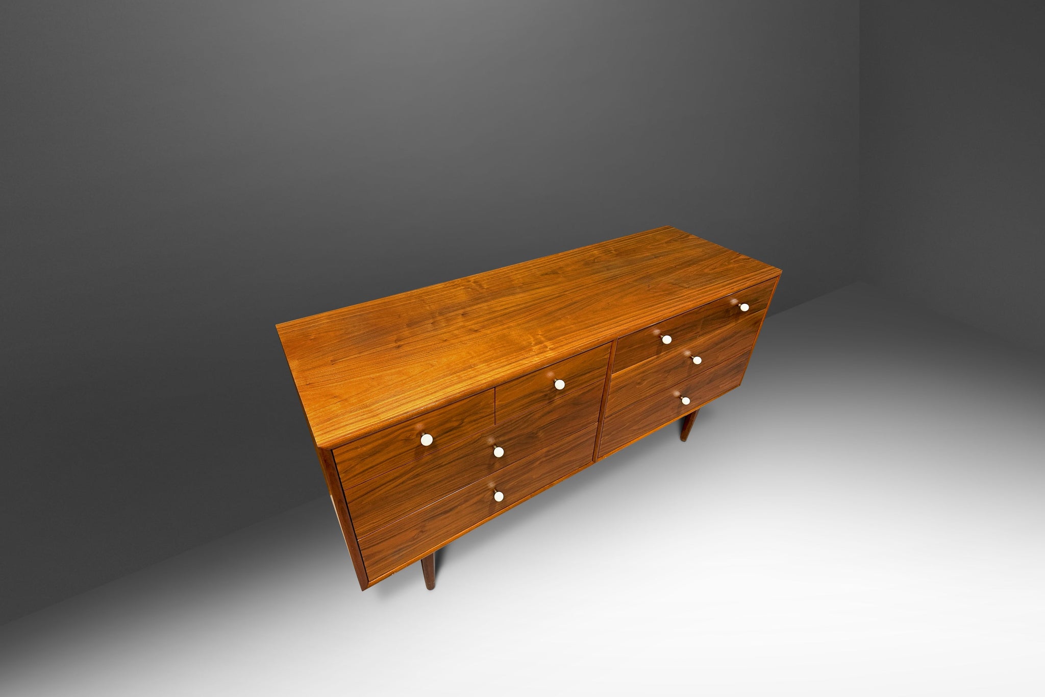 Mid-Century Modern 8-Drawer Dresser in Walnut by Kipp