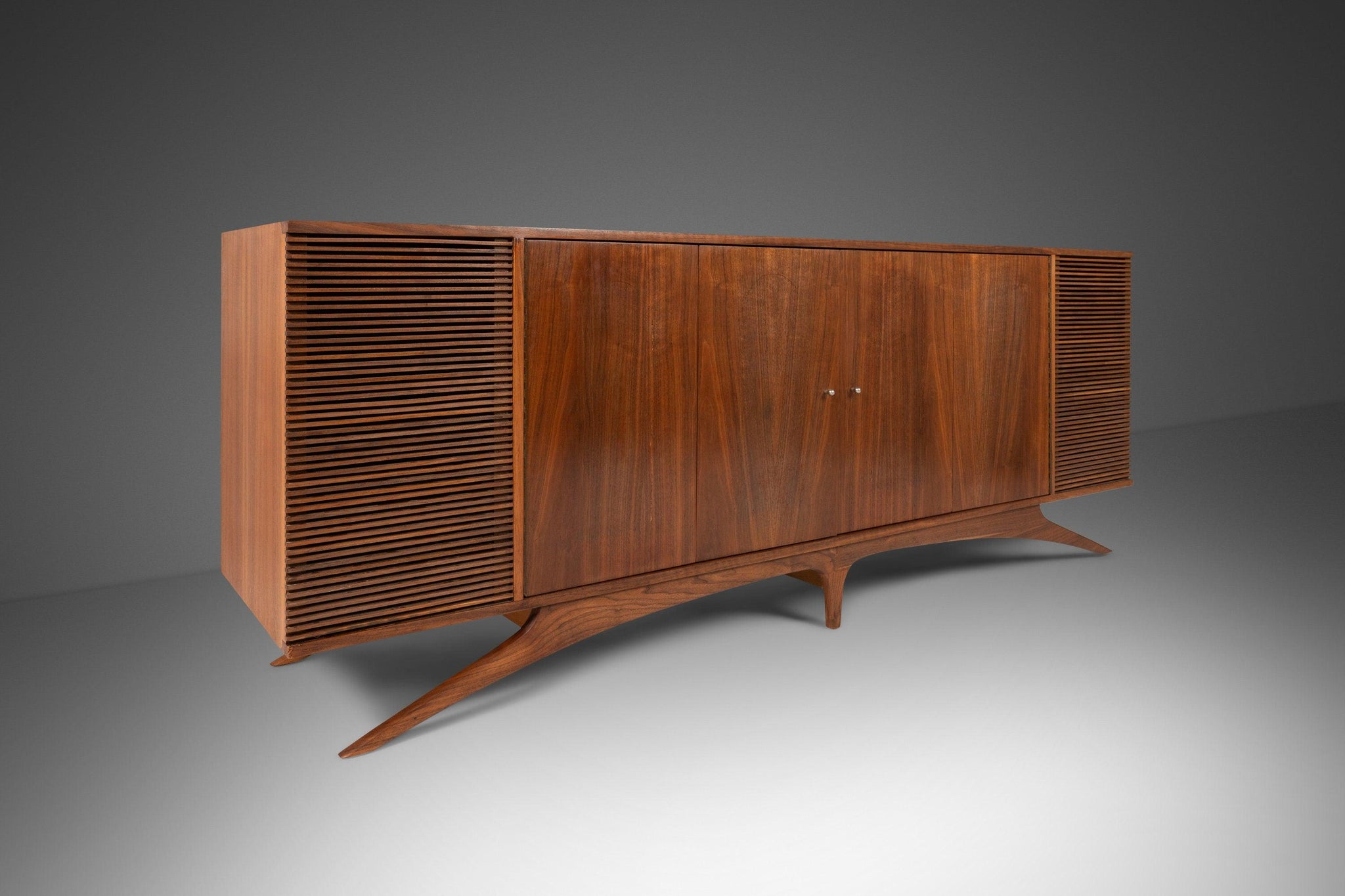 Mid Century Modern Sculptural Credenza / Stereo Cabinet in Walnut in t