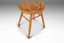 Load image into Gallery viewer, Mid-Century Modern Shaker Side Spindle Chair in Solid Oak After George Nakashima for Knoll, USA, c. 1960s-ABT Modern
