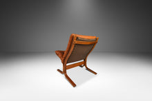 Load image into Gallery viewer, Mid-Century Modern &quot;Siesta&quot; Chair in Stunning Original Condition by Igmar Relling for Westnofa, Norway, c. 1970&#39;s-ABT Modern
