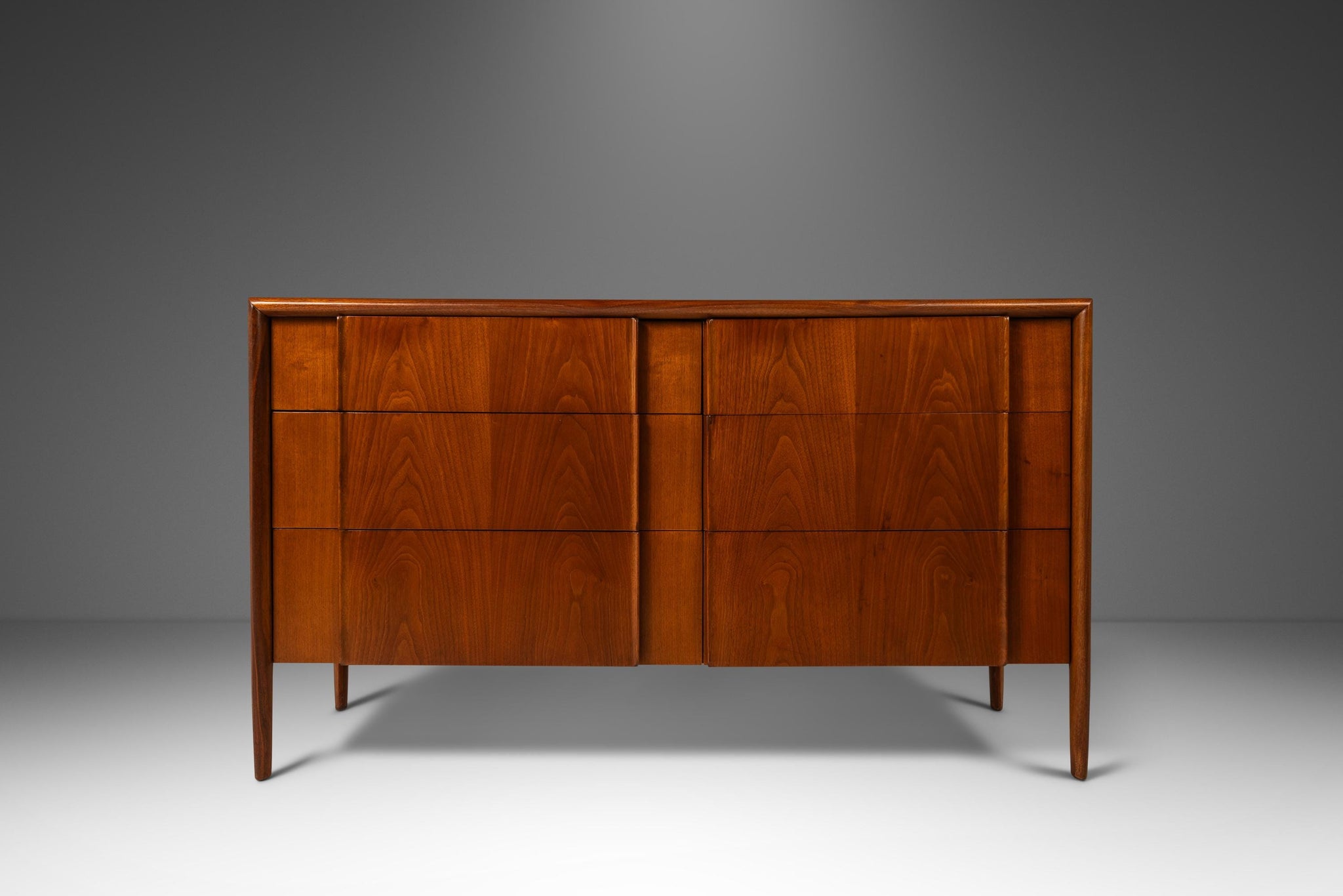 Mid-Century Modern Six-Drawer Dresser in Walnut by Barney Flagg for Dr Mid-Century Modern Six-Drawer Dresser in Walnut by Barney Flagg for Dr