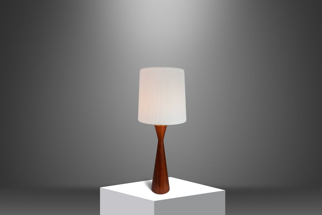 Mid-Century Modern Wood-Turned Hourglass Table Lamp in Solid Walnut Attributed to Phillip Lloyd Powell, USA, c. 1960's-ABT Modern