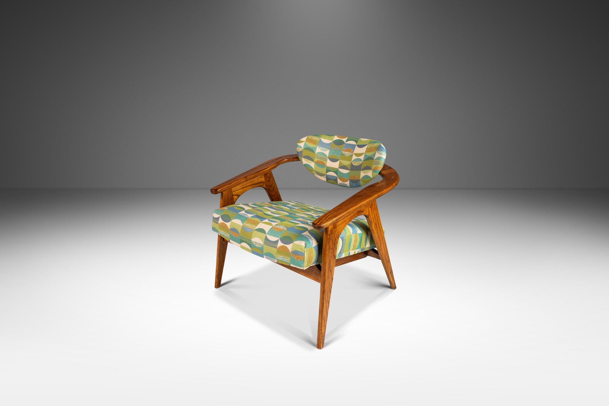 Rare Mid-Century Modern Low Profile 916-CC Captains Chair in Oak by Ad