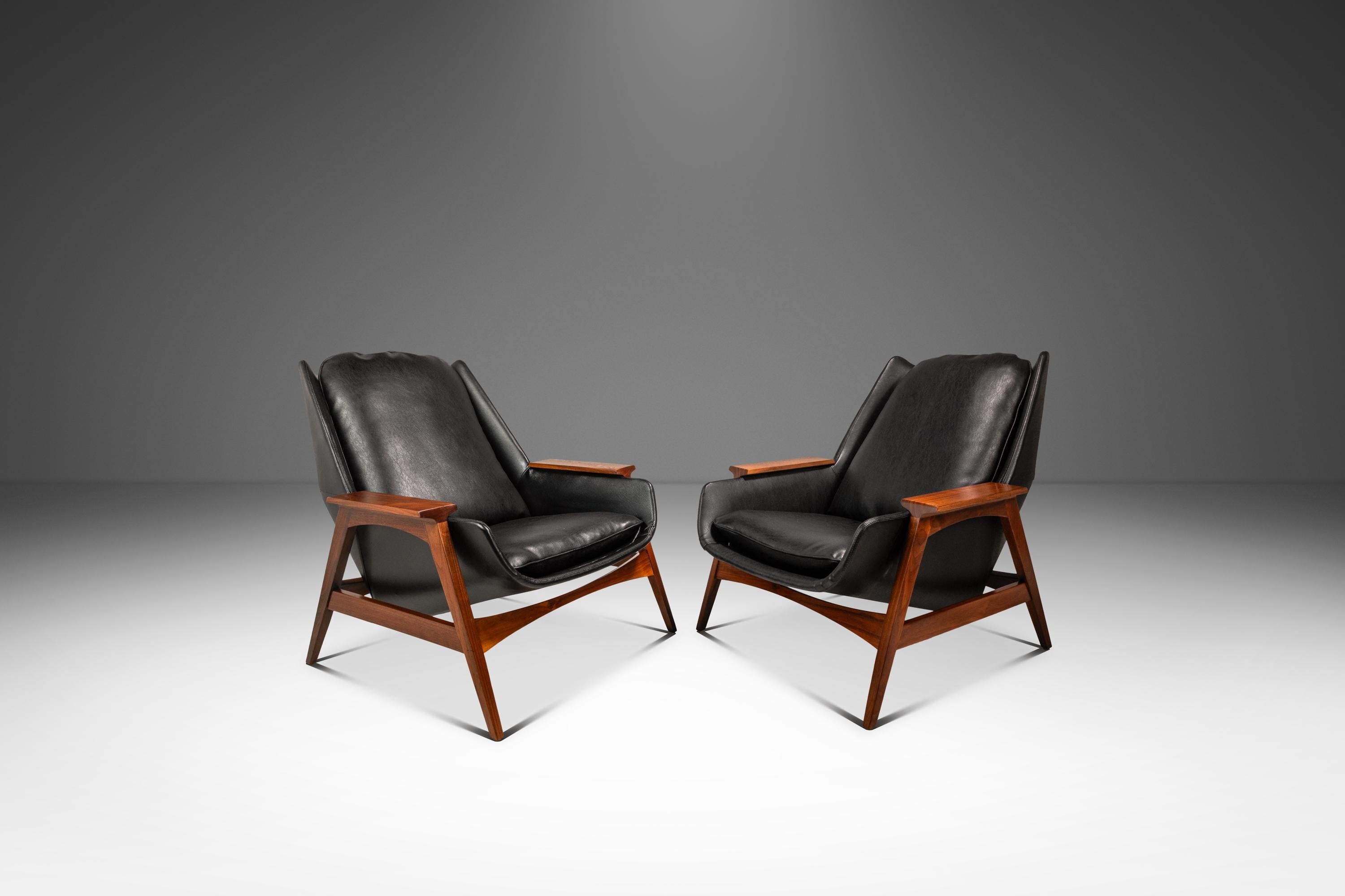 Rare-Set-of-Two-2-Mid-Century-