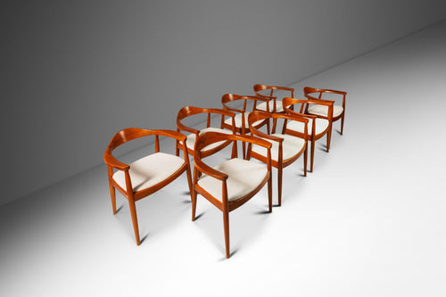 Set of Eight (8) Mid-Century Modern Dining Chairs in Solid Oak After Hans J. Wegner's 'Presidential' Chair, USA, c. 1990's-ABT Modern