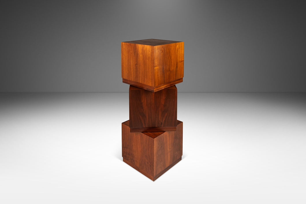 Set of Three ( 3 ) Mid-Century Modern Cube Brutalist End Tables / Pedestals in Walnut by Jack Cartwright for Founders, USA, c. 1960;-ABT Modern