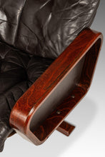 Load image into Gallery viewer, Set of Two (2) Scandinavian Modern Reclining Lounge Chairs &amp; Ottomans by Soda Galvano for Vatne Mobler, Norway, c. 1970s-ABT Modern
