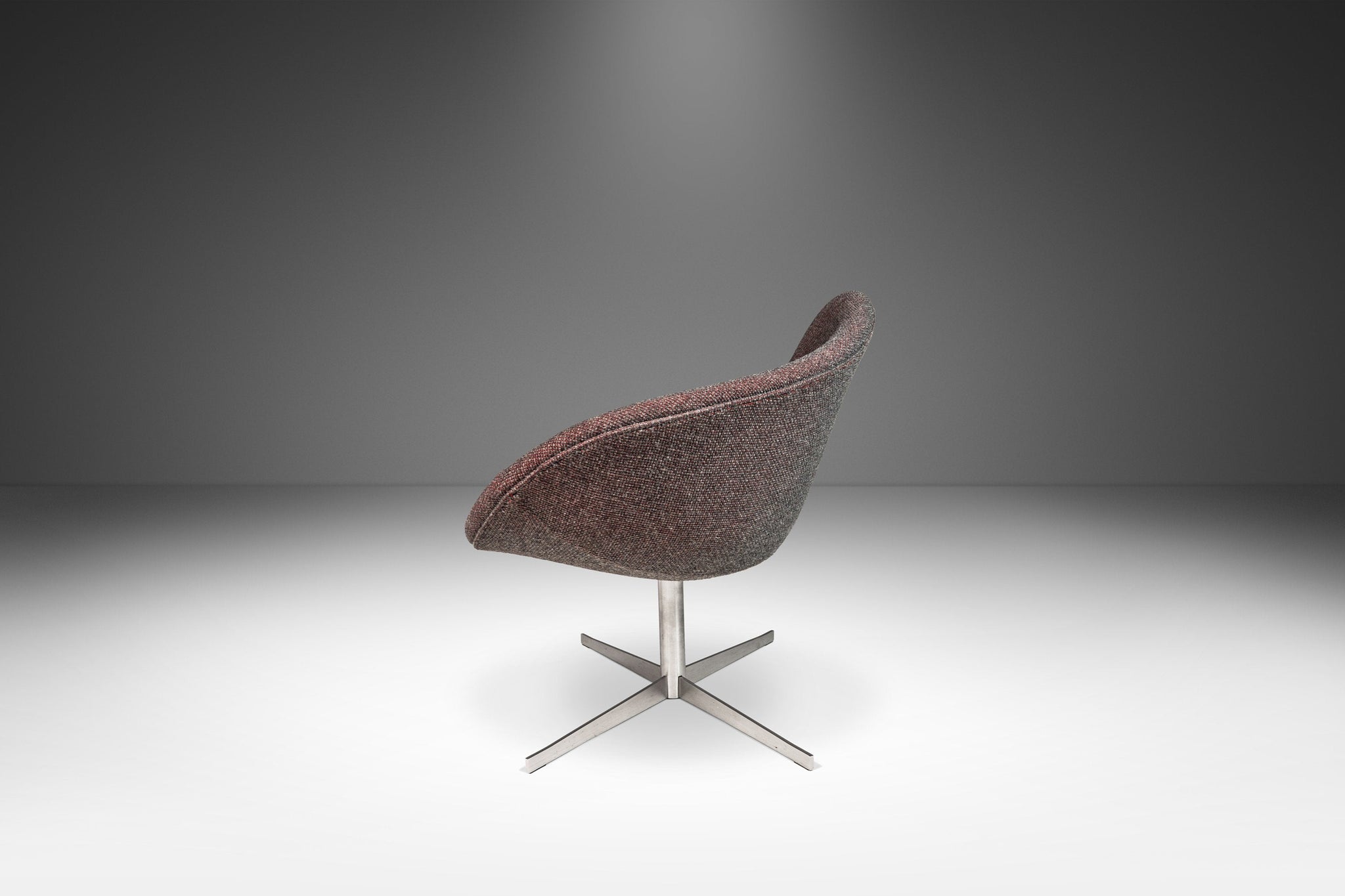 Single Postmodern Swivel-Base 