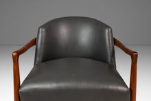 Load image into Gallery viewer, Mid-Century Danish Modern Lounge Tub Barrel Chair in Walnut &amp; Original Vinyl After Finn Andersen, USA, c. 1960s
