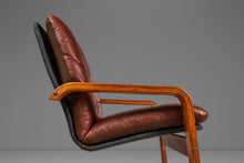 Load image into Gallery viewer, Set of Two (2) Scandinavian Modern Bentwood Lounge Chairs in the Manner of Ingmar Relling, Scandinavia, c. 1980s
