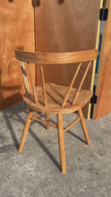 Load and play video in Gallery viewer, Mid-Century Modern Shaker Side Spindle Chair in Solid Oak After George Nakashima for Knoll, USA, c. 1960s
