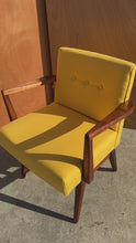Load and play video in Gallery viewer, Set of Two (2) Rare Restored Mid-Century Modern Model C-108 Armchairs in Walnut by Jens Risom for Jens Risom Design, USA, c. 1950s
