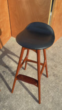 Load and play video in Gallery viewer, Set of Two ( 2 ) Mid-Century Danish Modern Model OD-61 Counter Height Bar Stools by Erik Buch for O.D. Mobler, Denmark, 1960's
