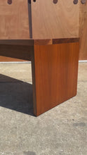 Load and play video in Gallery viewer, Substantial Handmade Minimalist MCM Custom-Made Studio / Gallery Bench in Walnut, USA, c. 1980s
