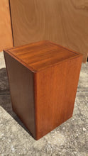 Load and play video in Gallery viewer, Danish Mid-Century Modern Cubist Pedestal Plant Stand in Teak by FBJ Møbler, Denmark, c. 1970s
