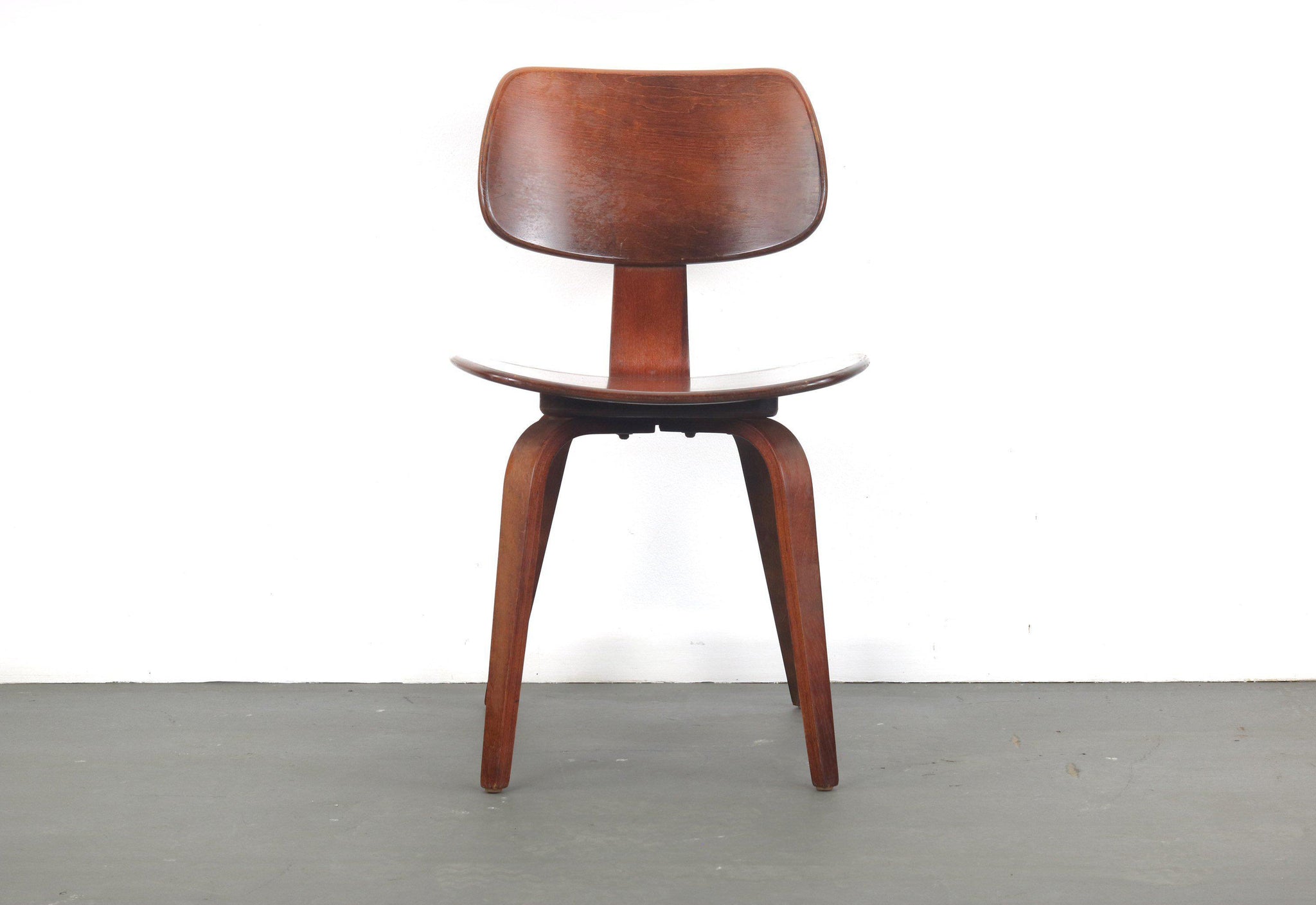 Bentwood Desk Chair by Thonet (Up to 20 Available)
