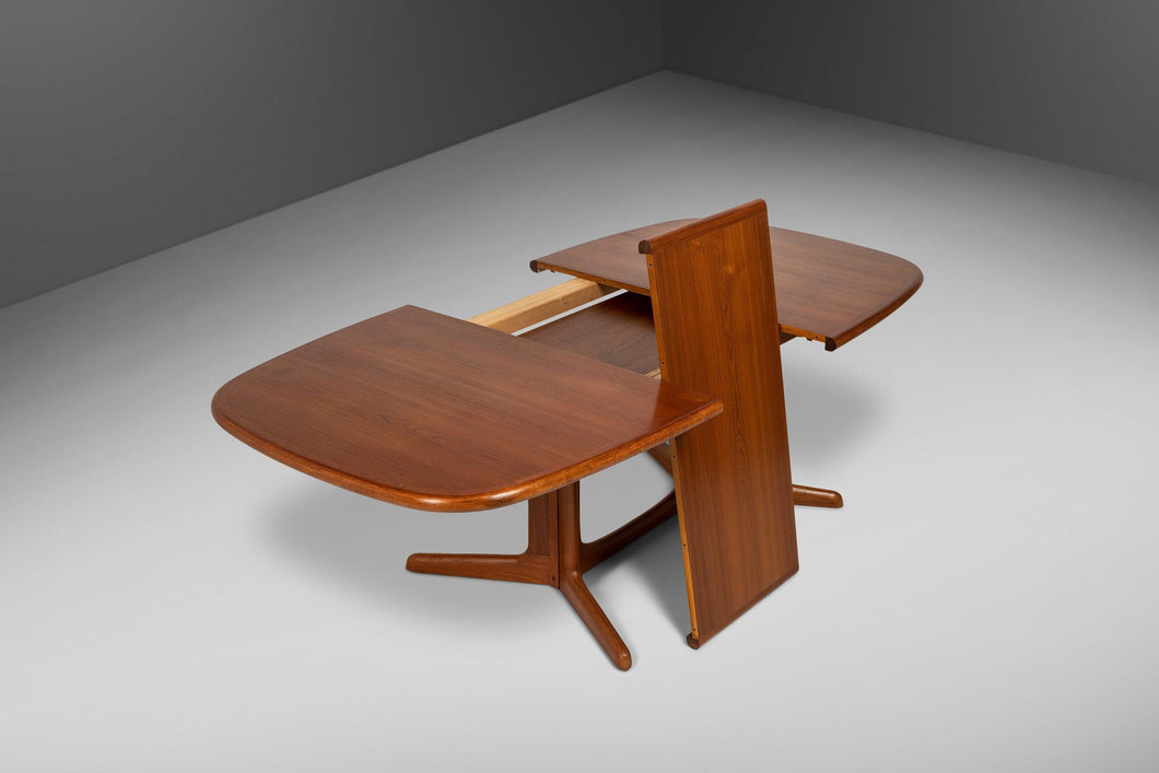 Danish Modern Extension Dining Table by Gudme Mobelfabrik A/S in Teak, Denmark, c. 1970s-ABT Modern