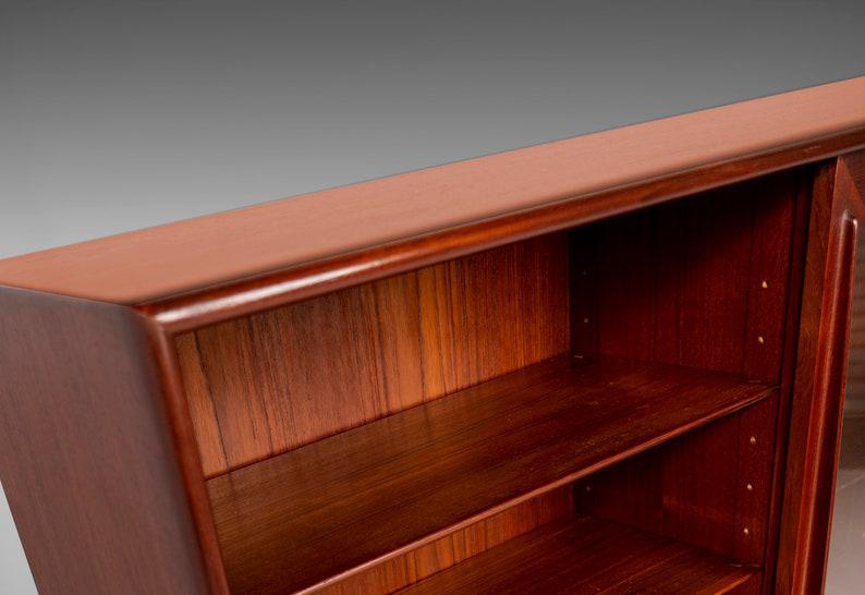 ヴィンテージ glass shelf RESTORED Danish Mid Century Modern Rosewood Bookcase Display w Lightin