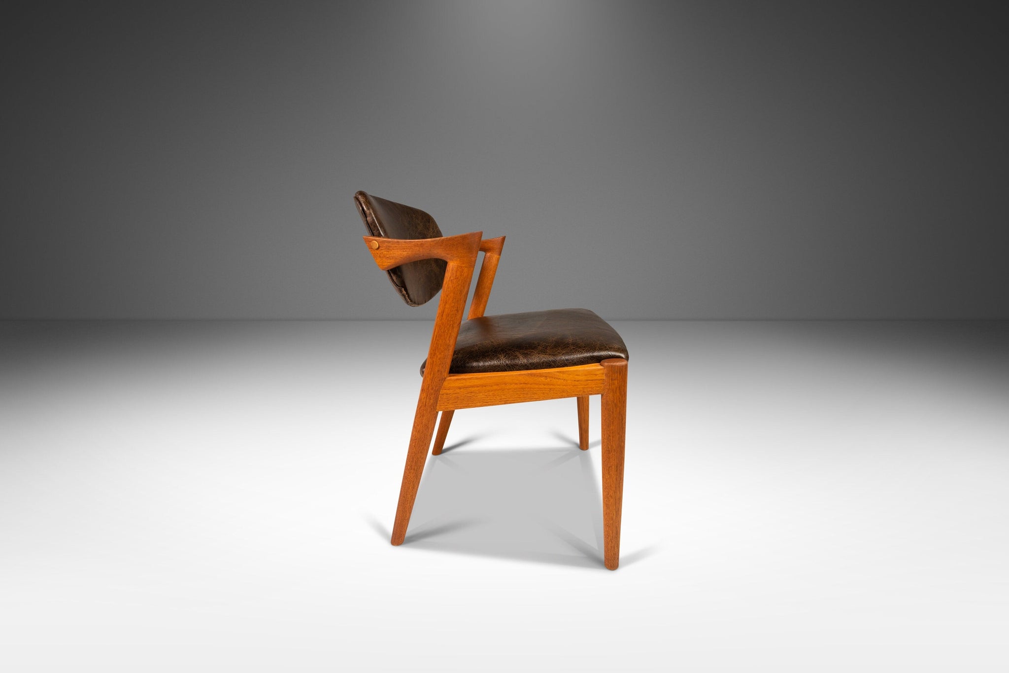 Danish Modern Kai Kristiasen Model 42 Teak Dining Chair / Desk Chair i
