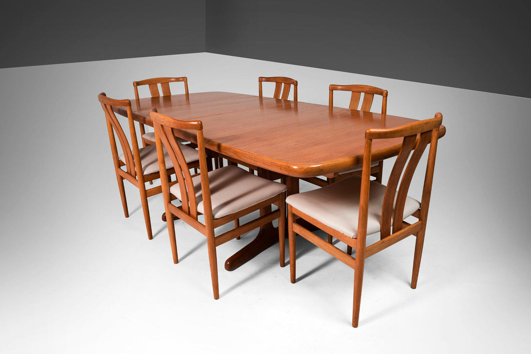 Danish Modern Oak Dining Set with Extension Table and Six (6) Matching Chairs by Vamdrup Stolefabrik, c. 1970s-ABT Modern
