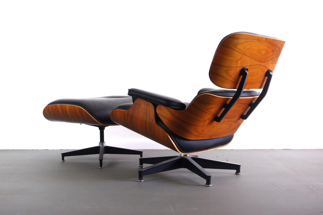 Herman Miller 670 Walnut Lounge and Ottoman by Charles and Ray Eames in MCL Leather-ABT Modern